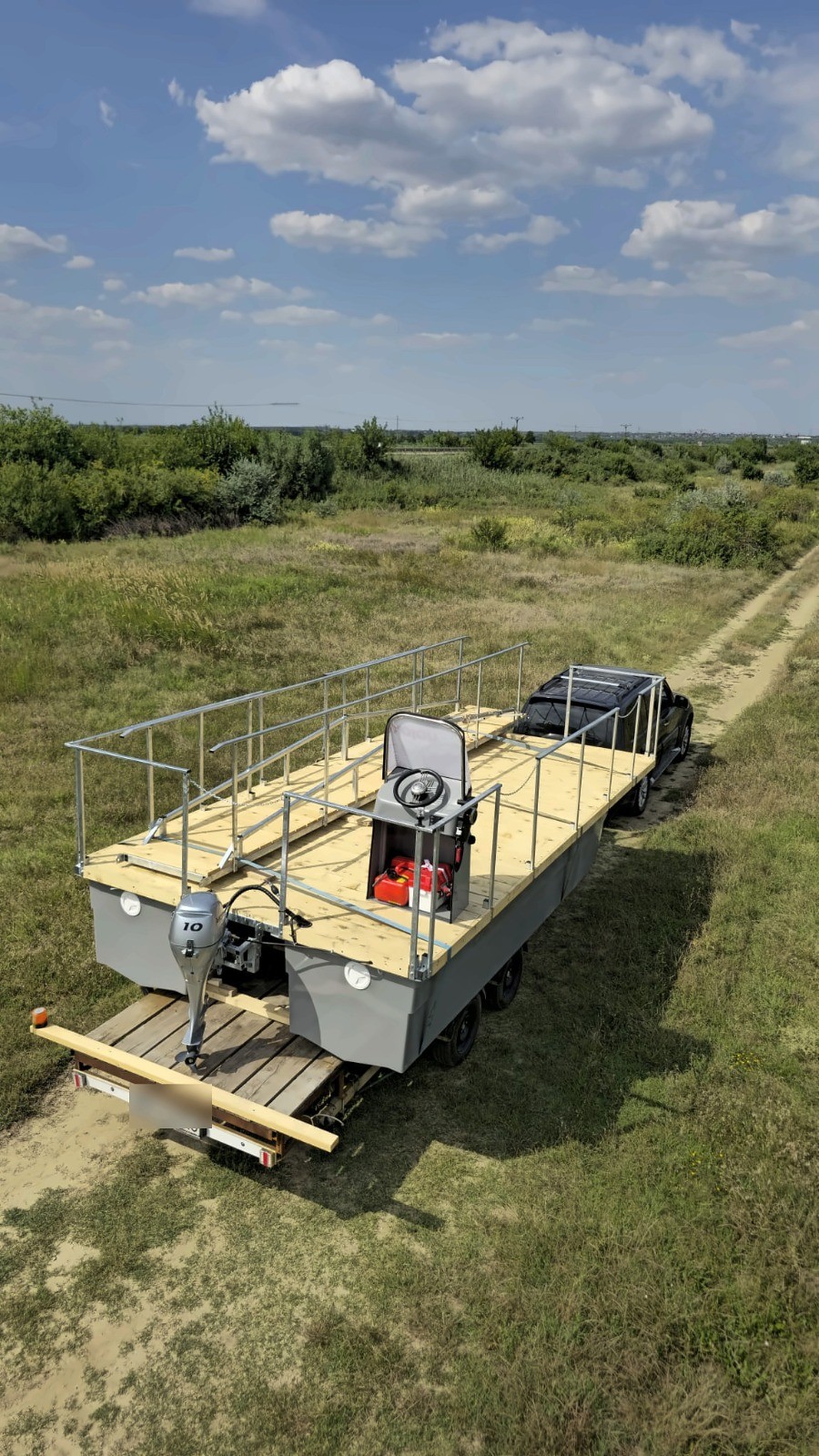 Corsar CAT6 – punte deschisă și consolă de comandă