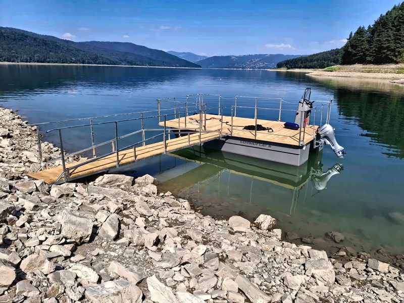 Corsar CAT6 – catamaran de agrement pe lac